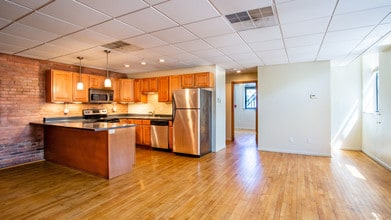 Live South Side in Pittsburgh, PA - Foto de edificio - Interior Photo