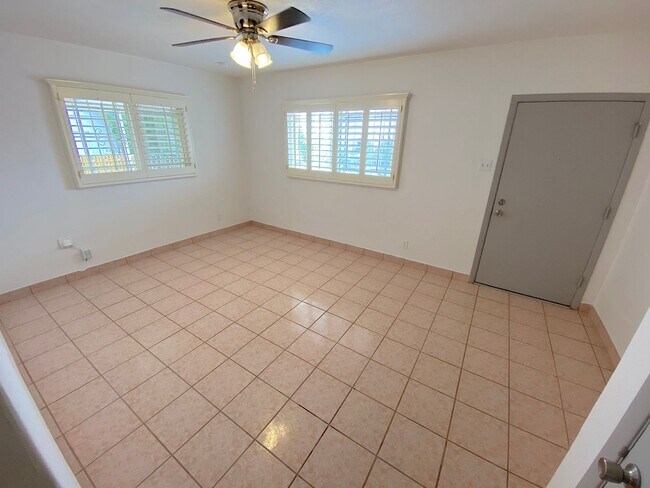 2117 Pittsburg Ave-Unit -Unit A in El Paso, TX - Building Photo - Building Photo