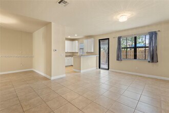 9600 Town Parc Cir N in Parkland, FL - Building Photo - Building Photo