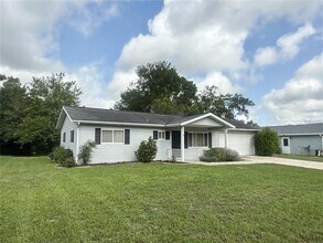 11248 SW 76th Terrace in Ocala, FL - Building Photo - Building Photo
