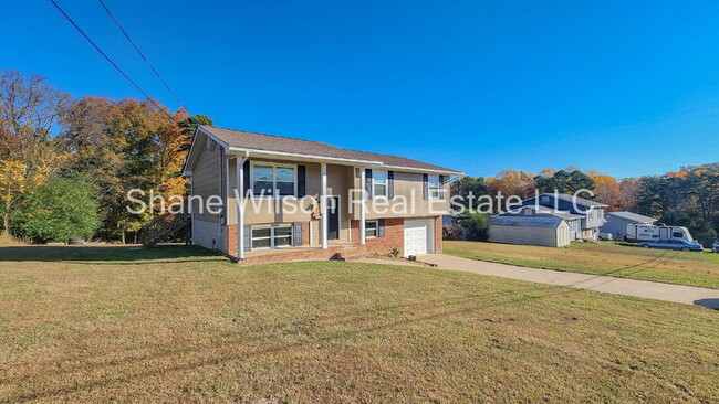 66 Dean Rd in Ringgold, GA - Building Photo - Building Photo
