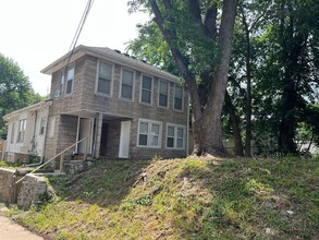 1900 Kensington Ave in Kansas City, MO - Building Photo - Building Photo