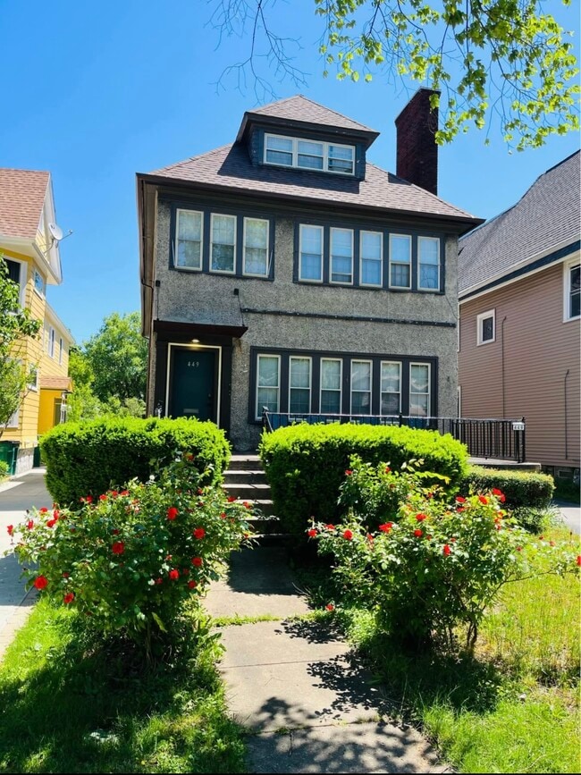 449 Richmond Ave, Unit 4