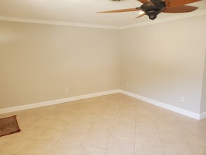 3310 NE Jeannette Dr in Jensen Beach, FL - Building Photo - Building Photo