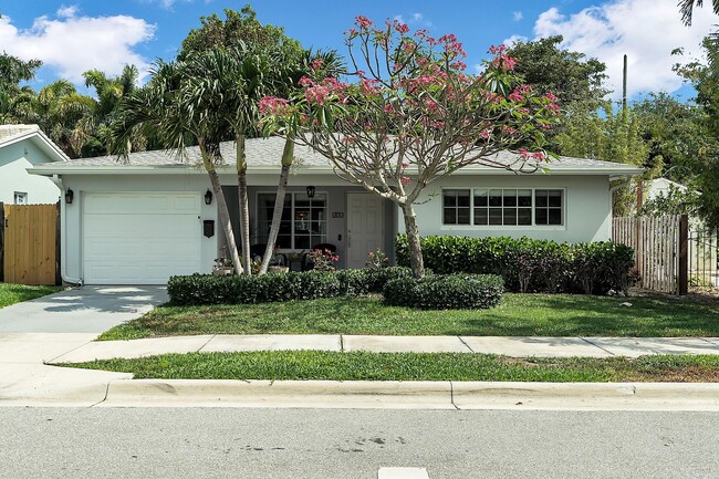 property at 224 Dartmouth Dr