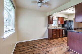 325 Hilltop Ln in Wylie, TX - Building Photo - Building Photo