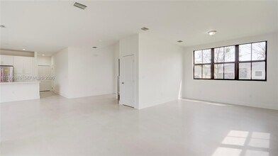 20930 SW 96th Ct in Cutler Bay, FL - Building Photo - Building Photo