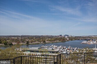 560 N Street SW, Unit N615 in Washington, DC - Building Photo - Building Photo