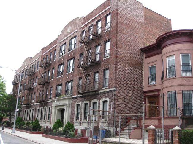 1602 Union St in Brooklyn, NY - Building Photo - Building Photo