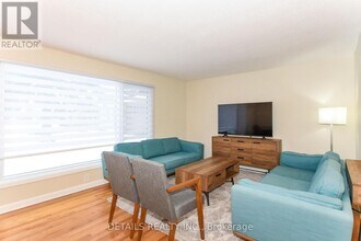 2176 Lambeth Walk in Ottawa, ON - Building Photo - Building Photo