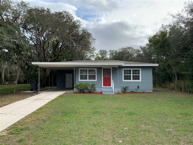 property at 3042 Azalea Ave