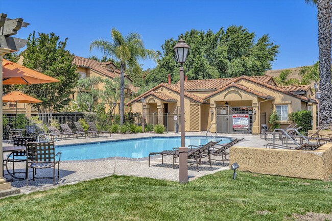 440 Bollinger Canyon Ln, Unit 194 in San Ramon, CA - Building Photo - Building Photo