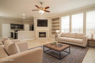 19033 Hammer Ln in Porter, TX - Foto de edificio - Building Photo