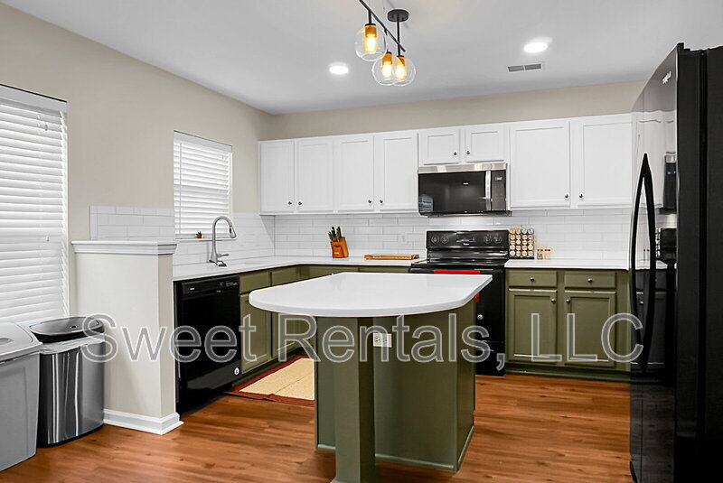 124 Larkspur Dr in Goose Creek, SC - Building Photo