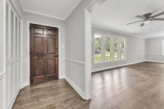 306 Fernwood Dr in Spartanburg, SC - Foto de edificio - Building Photo