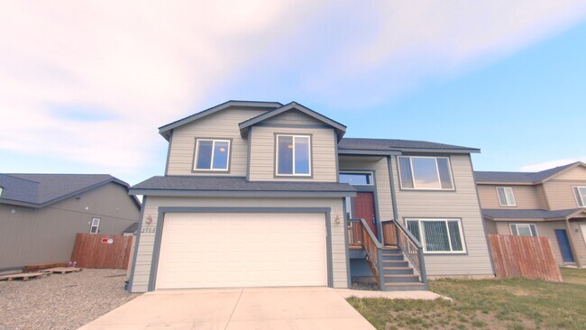 property at 2706 Susie Ct
