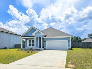 6023 Rutherford Lp in Bellview, FL - Building Photo - Building Photo