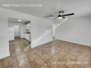2027 S Miramonte Stravenue in Tucson, AZ - Building Photo - Building Photo