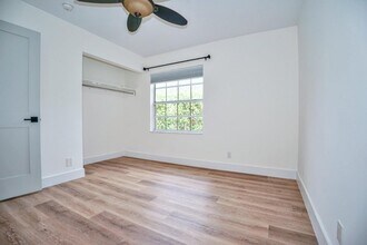 73 Admirals Ct in Palm Beach Gardens, FL - Foto de edificio - Building Photo