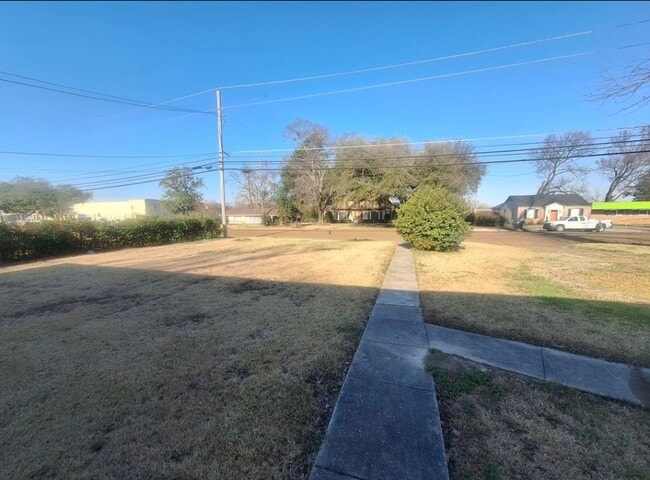 912 Grand Ave in Yazoo City, MS - Foto de edificio - Building Photo