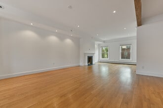 71 Rutland St, Unit 4 in Boston, MA - Building Photo - Building Photo