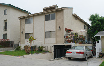 1146 Irving Ave in Glendale, CA - Building Photo - Building Photo