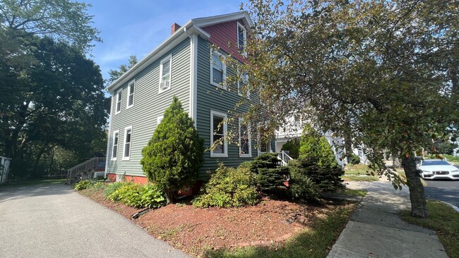 property at 8 Maple St