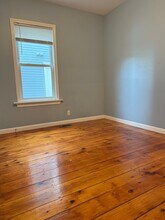 69 Catharine St, Unit 1 in Worcester, MA - Foto de edificio - Building Photo