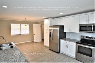 3748 E Charter Oak Rd in Phoenix, AZ - Building Photo - Building Photo