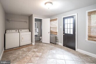 132 Krams Ave in Philadelphia, PA - Building Photo - Building Photo