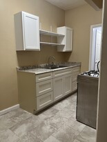 764 Normandie Ave, Unit 401 in Los Angeles, CA - Building Photo