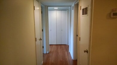 2749 Sullins St in Knoxville, TN - Building Photo - Building Photo