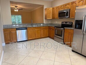 3717 S Lake Orlando Pkwy in Orlando, FL - Building Photo - Building Photo