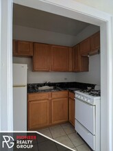 1160 N Dearborn St, Unit 415 in Chicago, IL - Building Photo - Building Photo