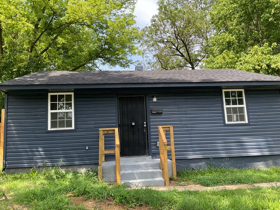 2850 Montague Ave in Memphis, TN - Building Photo