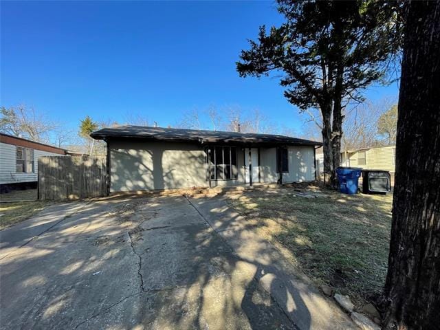 117 E Prospect St in Denison, TX - Building Photo - Building Photo