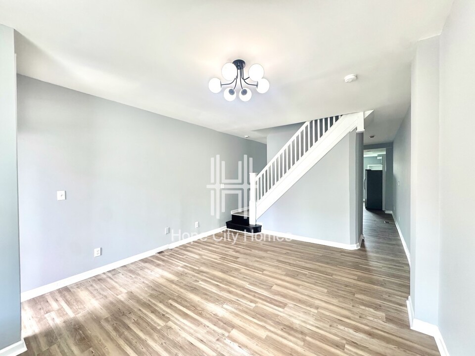 3129 Baker St in Baltimore, MD - Building Photo