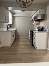 16974 Cristina Ct in Clinton Township, MI - Building Photo - Building Photo