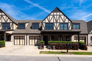 2574 Acton Park Ln in Birmingham, AL - Building Photo