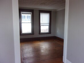 7 Elliott St in Laconia, NH - Building Photo - Building Photo