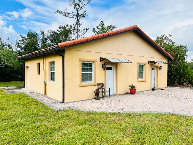 6778 New Hope Rd in Orlando, FL - Building Photo - Building Photo
