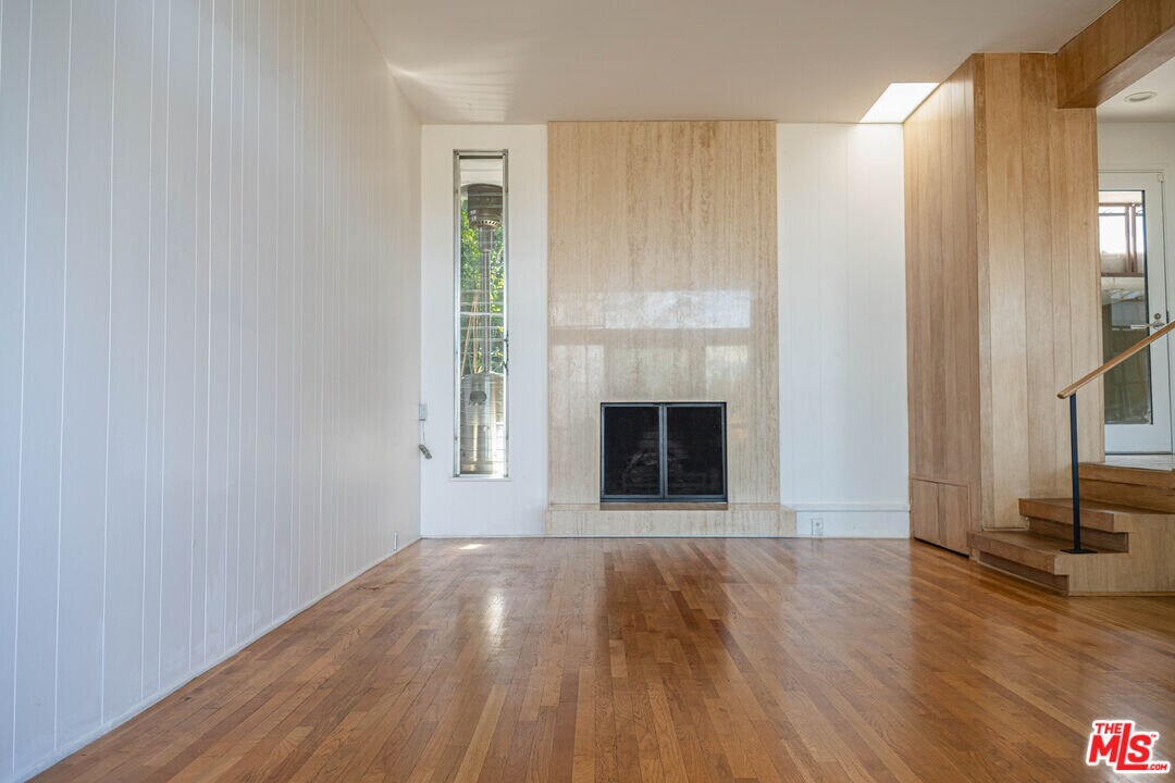 8895 Appian Way in Los Angeles, CA - Building Photo