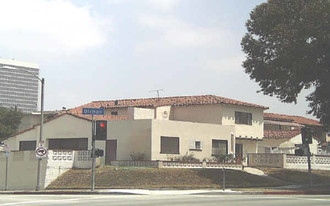 5640-5650 San Vicente Blvd Apartments