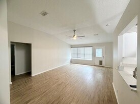 104 Shearman Way in St. Marys, GA - Building Photo