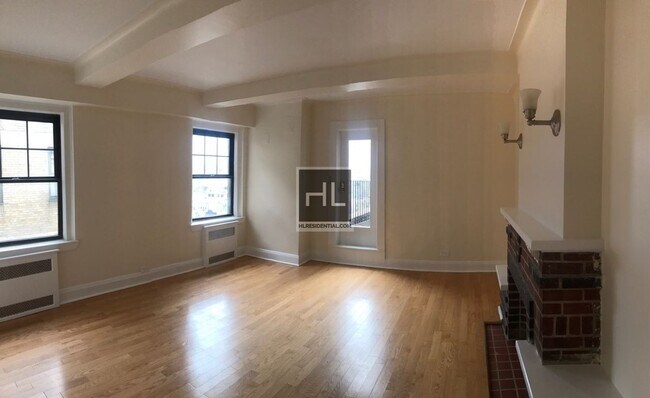 GREENWICH AVENUE in New York, NY - Building Photo - Building Photo
