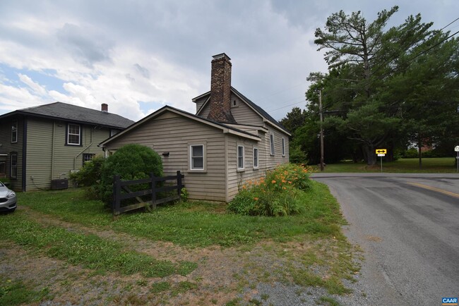 2054 Wilmington Rd in Palmyra, VA - Building Photo - Building Photo