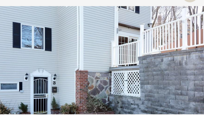 property at 3 Jefferson Ave