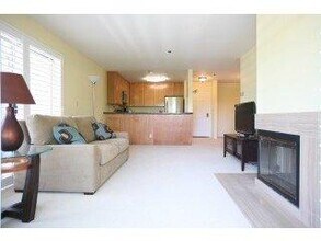 300 Murchison Dr-Unit -316 in Millbrae, CA - Building Photo - Building Photo