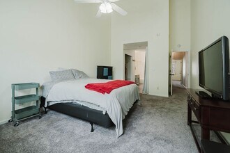7691 S Cove Cir in Centennial, CO - Building Photo - Building Photo