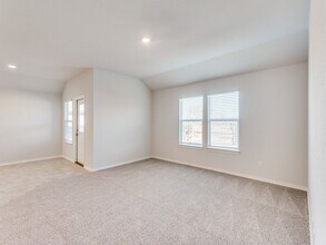 528 Bronze Cir W in Springtown, TX - Building Photo - Building Photo